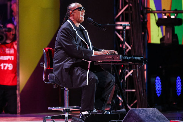 STEVIE WONDER