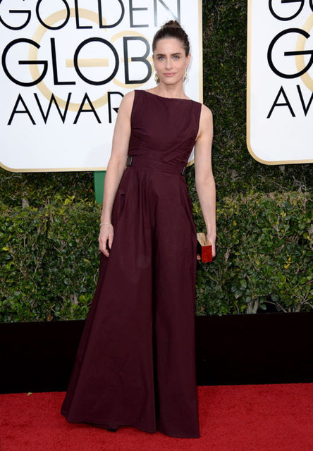 AMANDA PEET