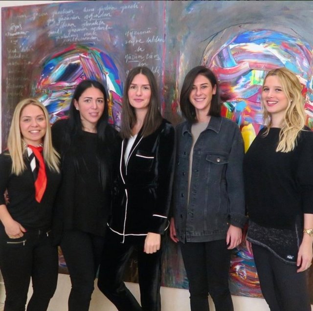 YASEMİN ÖZİLHAN, ECEM PEHLİVAN, PINAR SABANCI