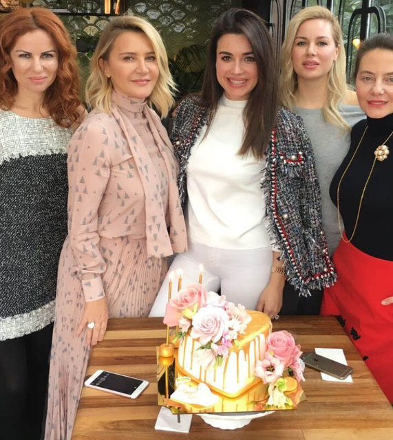 ETEL BALER, ASLI ŞEN, TUĞANA SAVGI KAYA, MELİSA SAVGI KANATLI, BERRİN OKÇU