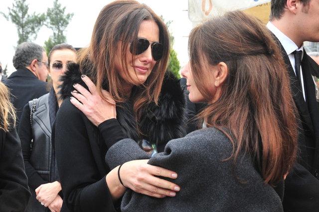 ESRA ÜSTÜNEL