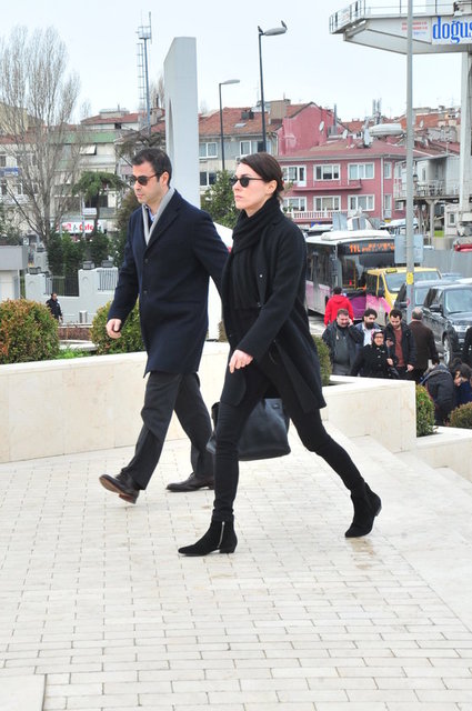 İZZET - SANEM HABİB