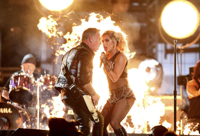 LADY GAGA