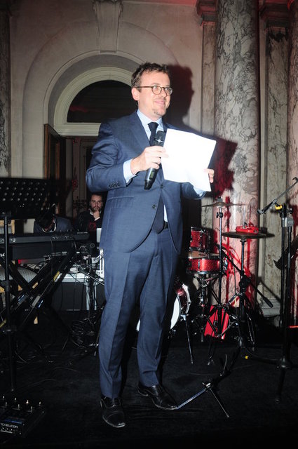 BERTRAND BUCHWALTER