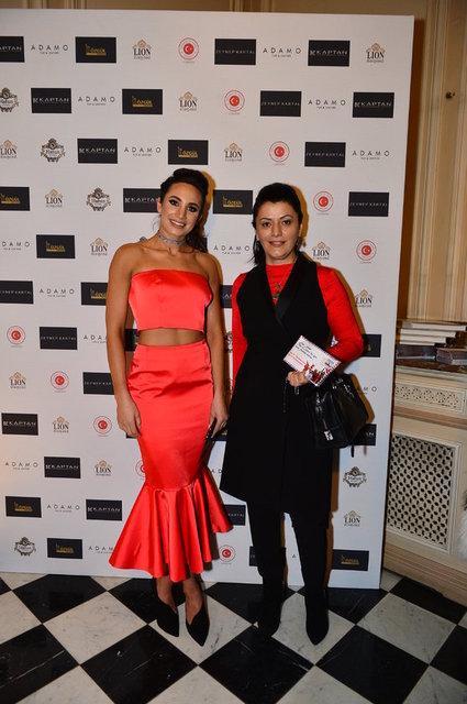LAURA WRIGHT, AYŞE TÜRKMENOĞLU