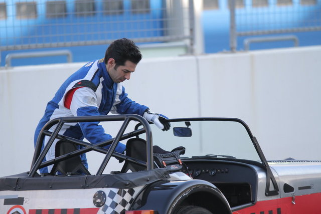 Kenan ile Zeynep karşı karşıya!