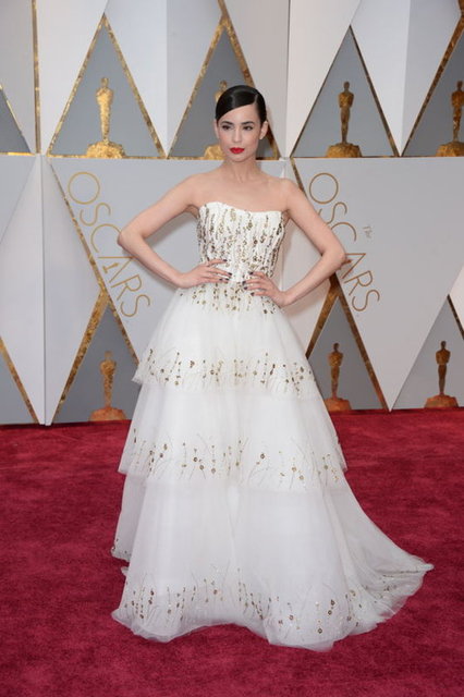 SOFIA CARSON