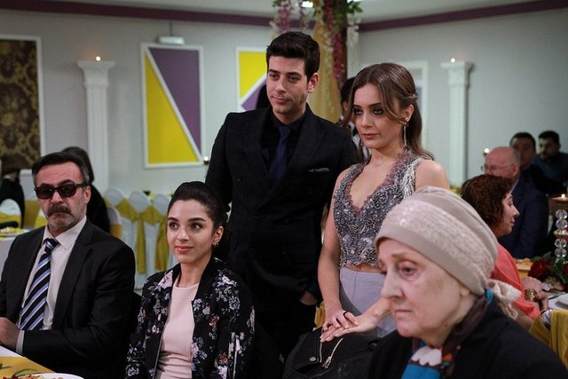 Aşk ve Gurur 1. Bölüm Fotoğrafları