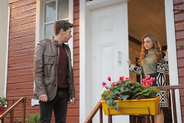 Aşk ve Gurur 1. Bölüm Fotoğrafları