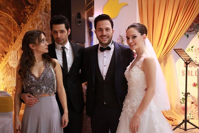 Aşk ve Gurur 1. Bölüm Fotoğrafları