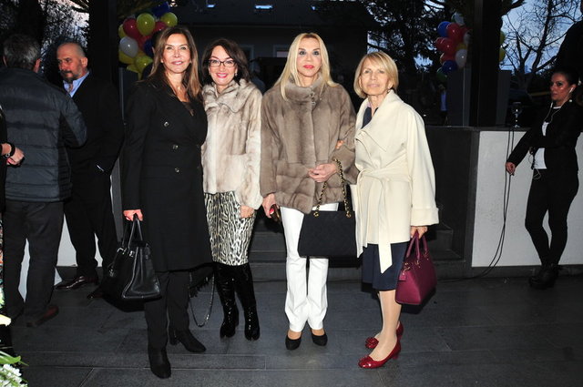 GÜL DÜRÜST, JALE SARAR, EBRU SANVER