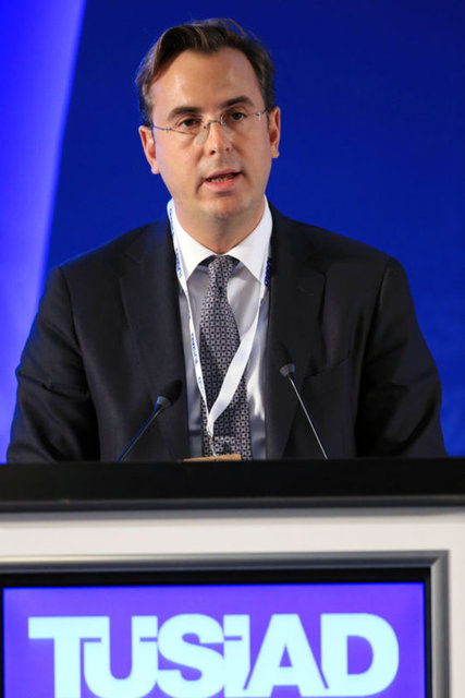MURAT ÖZYEĞİN