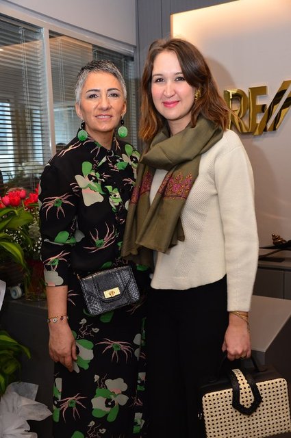 AYTEN DANIŞMAN, GÜNEŞ MUTLU MAVİTUNCALILAR
