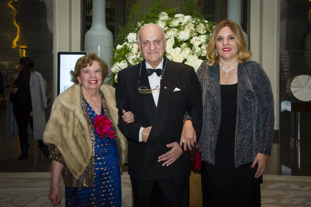 ÜLKER, IŞIK, HÜLYA BİREN