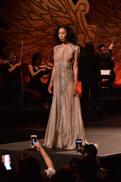 TUVANA BÜYÜKÇINAR DEFİLE