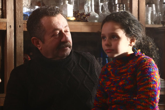 Bir Deli Sevda 1. Bölüm Fotoğrafları