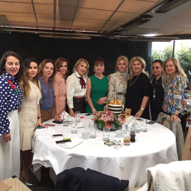 BERRİN OKÇU, SEBA GÜCEYLİOĞLU, FERYAL GÜLMAN, MERİH TURAN, SEMA BASA, MELTEM DEMİR, SEVİM UYAR,