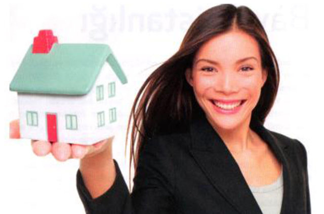 35- İş fikri: Kurumsal emlakçılık: Son yıllarda konut sektörünün hızlı bir gelişim içerisine girmesiyle gayrimenkul danışmanlığı konusunda hizmet veren şirketlere daha sık rastlar olduk. Gayrimenkul danışmanlığı, hem profesyonel anlamda danışmanlık hizmeti verirken hem de gayrimenkul kiralama ve satışı hizmetlerini bir arada sunan kapsamlı bir iş modeli. Bu anlamda pek çok kurumsal şirket bayilik ağlarını büyütüyor.