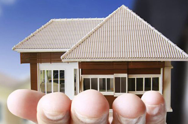 37- İş fikri: Turyap: Turyap'tan bayilik alıp emlak danışmanlığı yapmak isteyenler öncelikle bir haftalık eğitimden geçiriliyor. Tapu, imar bilgiler, pazarlama ve iletişim eğitimlerini verildiği girişimciler isim hakkı bölgeye göre değişiyor. ancak hizmeti bedeli 110 dolar + KDV.