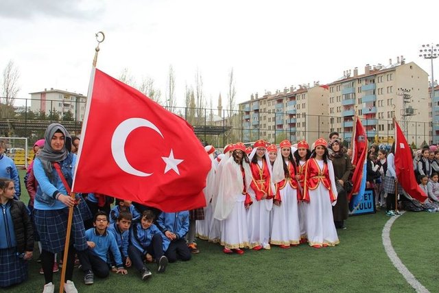 23 NİSAN ULUSAL EGEMENLİK VE ÇOCUK BAYRAMI