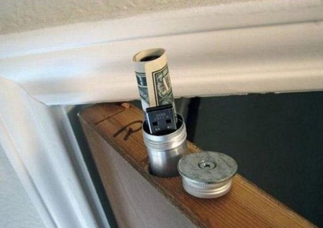 İşte evde paranızı saklayabileceğiniz diğer yöntemler...