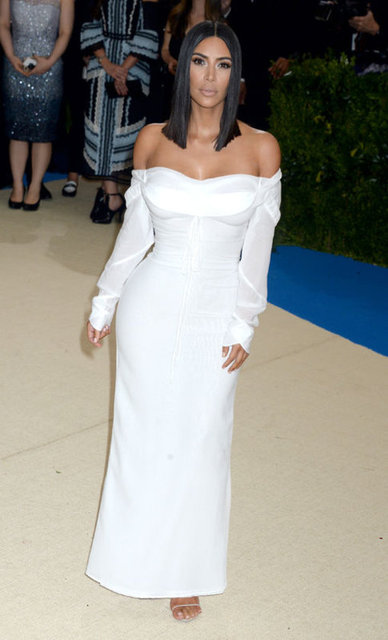KIM KARDASHIAN
