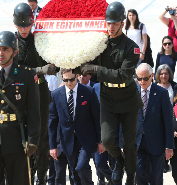 ÖMER KOÇ, RONA YIRCALI