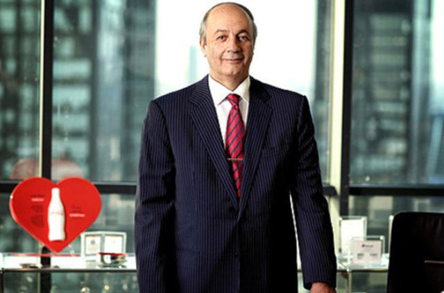 TUNCAY ÖZİLHAN - Serveti: 400 milyon dolar - Evli ve 3 çocuklu