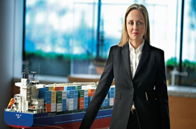 DIANE ARCAS - Serveti: 800 milyon dolar - Bekar ve tek çocuklu