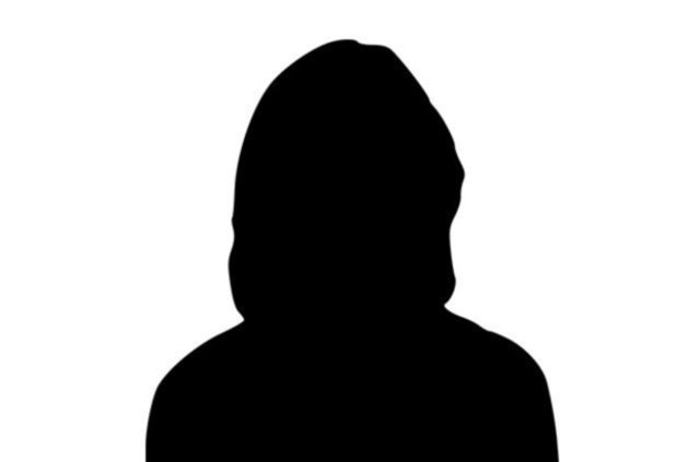 AHSEN ÖZOKUR - Serveti: 380 milyon dolar - Evli ve 3 çocuklu