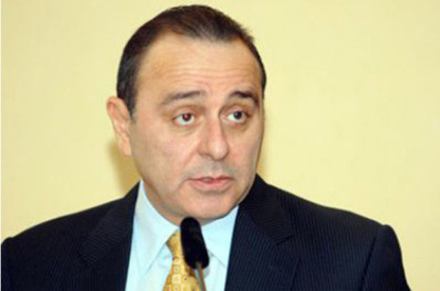 ÖMER SABANCI - Serveti: 650 milyon dolar - Evli ve 3 çocuklu