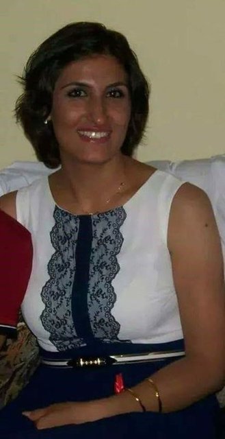 Yalnız uzun soluklu bir tedaviye ihtiyacı var Kumru'nun. Kumru iki yılı evde yatarak geçirdi, her şeye çocuk gibi baştan başlaması gerekiyor. Hasar büyük, onu açık ve net söylediler ama ufak dahi olsa ilerleyebiliriz denildi. Kanülle başladılar, kanülü çıkarmış olsalardı Kumru konuşma terapisiyle konuşmaya başlayacaktı, doktorlar öyle söylediler. Süre çok kısıtlı, az geldi öyle söyleyim" diye konuştu.