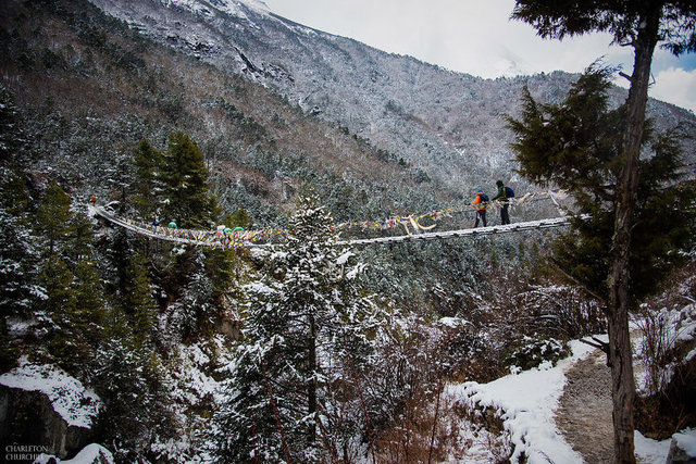Ortaya da ilginç düğün fotoğrafları çıktı.
