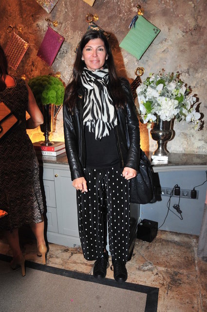 ZEYNEP ÜSTÜNEL