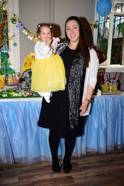 AYŞE, ŞEYDA TOPRAK
