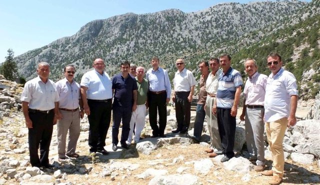 D-687 Yolu - Konya Beyşehir - Antalya Taşağıl arasındadır.