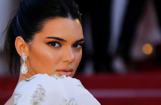 Kendall Jenner uzaylılara inanan ünlüler arasında.