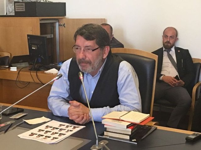 Yavuz Selim Demirağ (Yazar, Gazeteci)