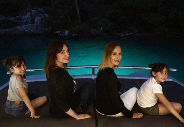 NAZLI ÇELİK, HANDE GAMGAM