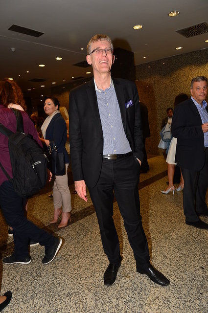 ROBERT SCHUDDEBOOM