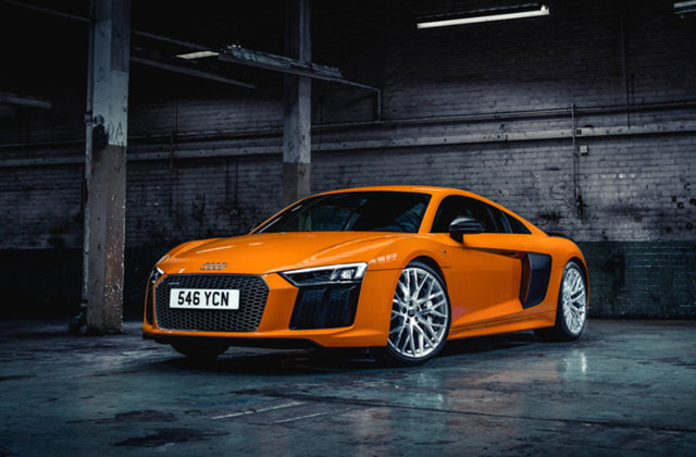 Bastian Schweinsteiger (Chicago Fire) - Audi R8