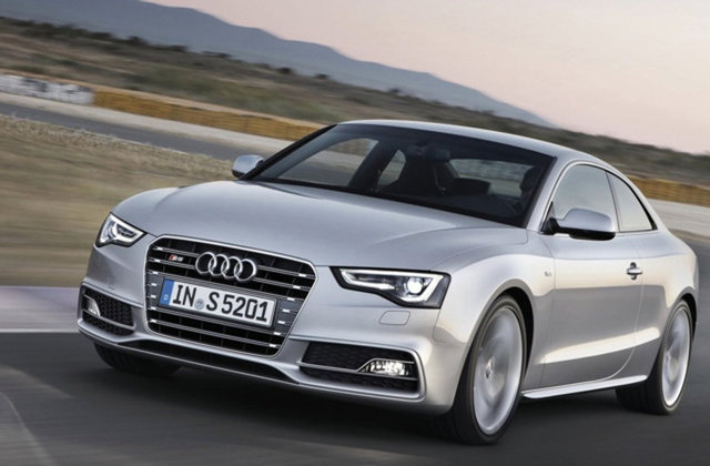 Nacho Monreal (Arsenal) - Audi S5