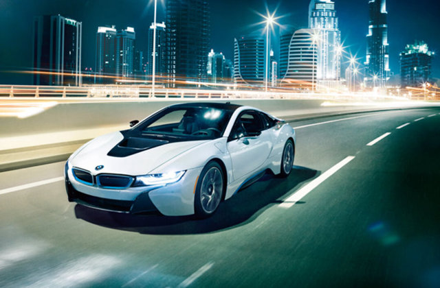 Riyad Mahrez (Leicester) - BMW i8