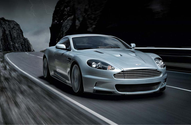 Emmanuel Adebayor (İstanbul Başakşehir) - Aston Martin DBS V12