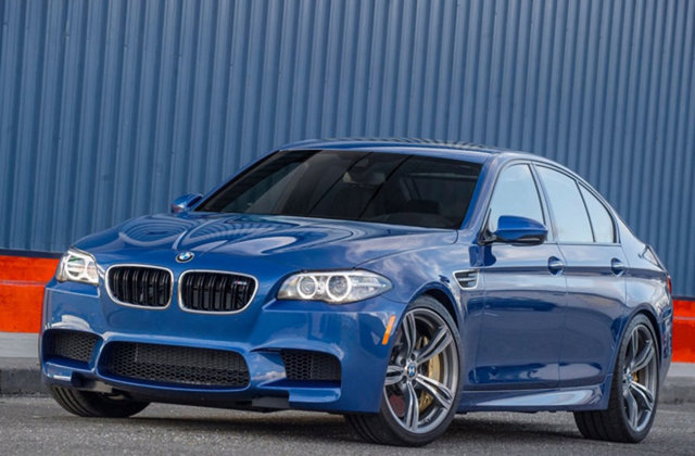 Michy Batshuayi (Chelsea) - BMW M5