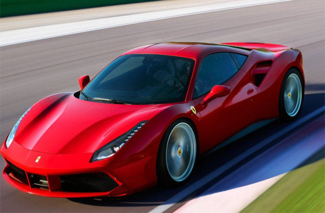 Toni Kroos (Real Madrid) - Ferrari 488 GTB