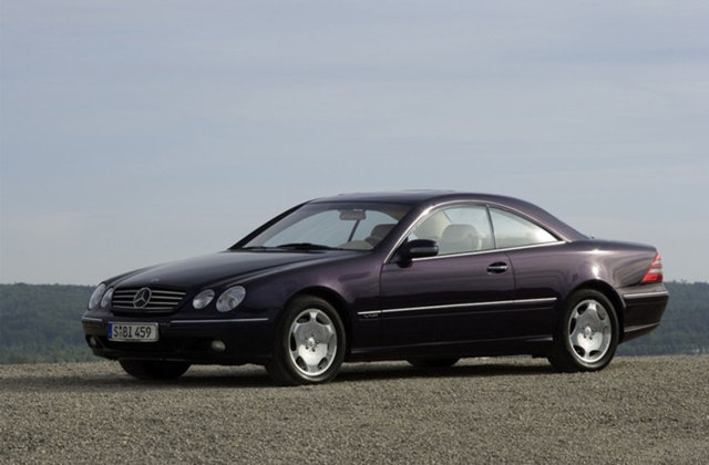 Hugo Lloris (Tottenham) - Mercedes CLS500 Coupe