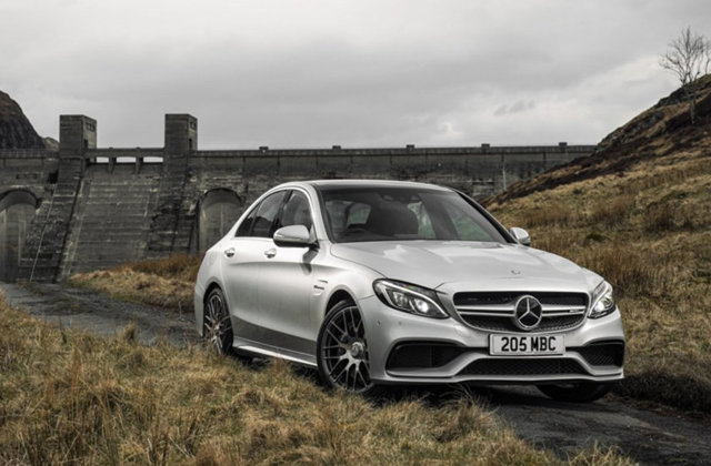 Olivier Giroud (Arsenal) - Mercedes C63 AMG