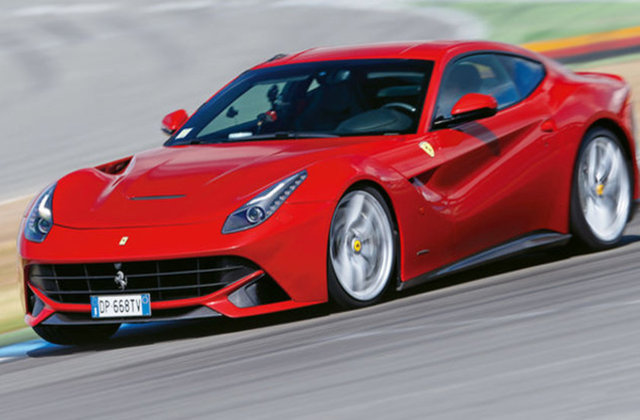 Robert Lewandowski (Bayern Munich) - Ferrari F12 Berlinetta