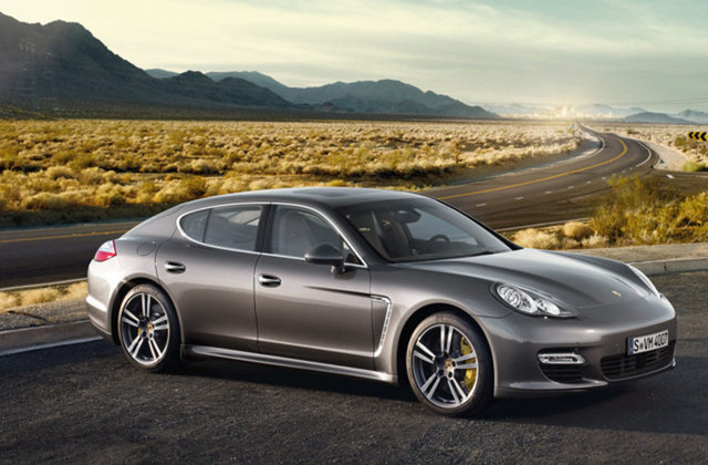 Vincent Kompany (Manchester City) - Porsche Panamera Turbo S